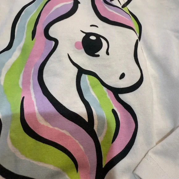 H&M Girls Long-sleeved Tops Unicorn and Hello Kitty Design Size 5T - Picture 3 of 9